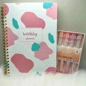 Weekly Planner and Pink Series Highlighter Pen Set Bundle
